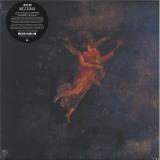 Nijiumu - When I sing, I slip into the microphone. Into that void, I bring comrade "prayers", then, turning to