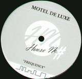 Motel De Luxe - Frequency