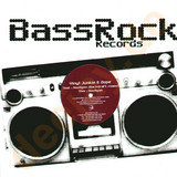 Vinyl Junkie & Dope - Hooligan