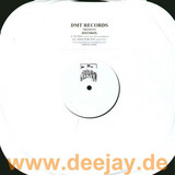 Saint Pete & Goldfinger - Flying