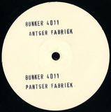 Pantser Fabriek - Du Bist So Jung