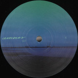 Noah Skelton - Amour 01