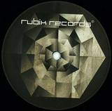 Random Movement - Your Dancing Feat / I'm Nobody