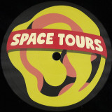 Mitch Wellings - Space Tours 003 (Incl. Youandewan Remix)