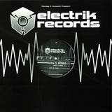 Dj Robbo - Raise Your Hands