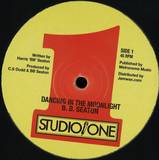 B.b. Seaton - Dancing In The Moonlight