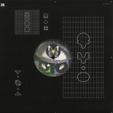 Adam Beyer & Vintage Culture ft. Kyozo - Lift Me Up