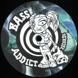 Smill, Ian - Bass Addict 37