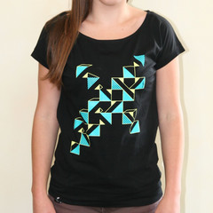 Praxxiz Meets Silberfischer - *l* Girl Ltd Designer T-shirt