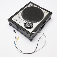 MULTI-FORMAT TURNTABLE CASE II