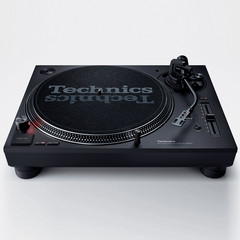 Turntable / Plattenspieler - Technics SL-1210MK7