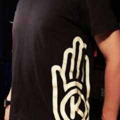 K-Hand / T-Shirt - K-Hand Logo (Glow in the Dark) size XL