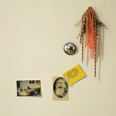 MEETS THE MIGHTY FLASHLIGHT