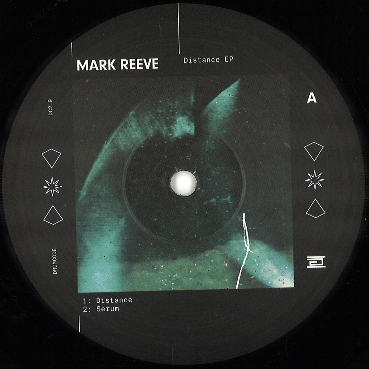 Mark Reeve — Distance EP vinyl cover