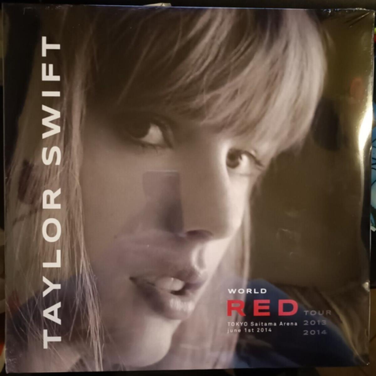 Taylor Swift - World Red Tour: Tokyo Saitama Arena June 1st 2014