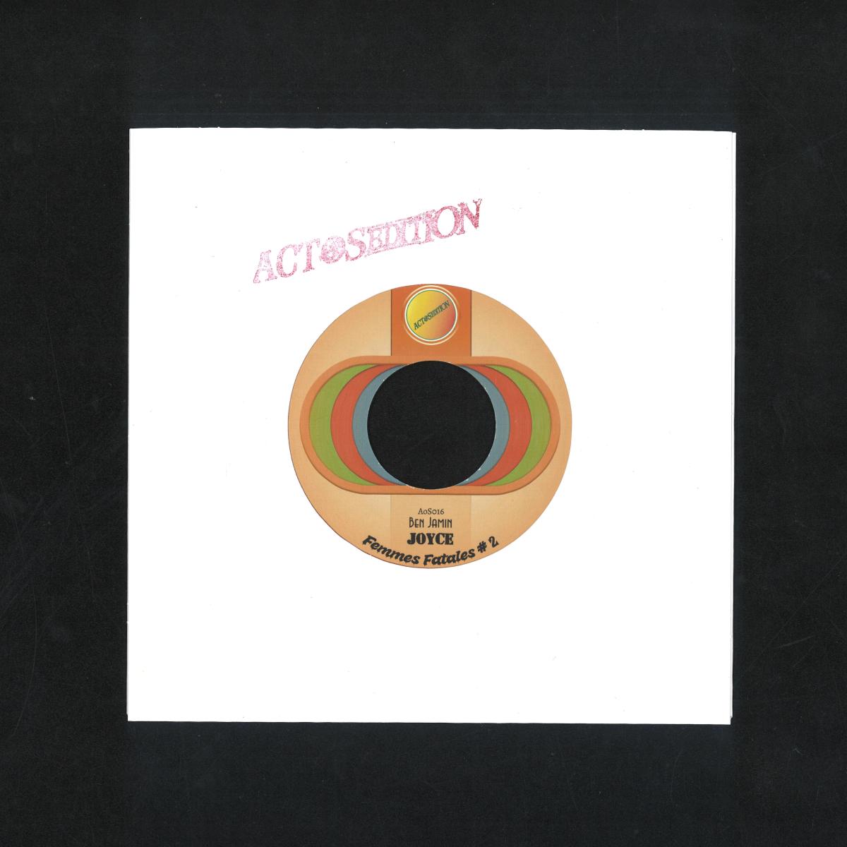 J, Terri, Lalomi, Chaka — Femmes Fatales #2 vinyl cover